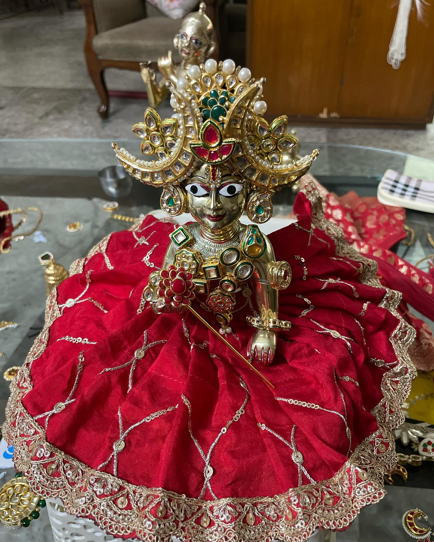 Deity Poshak and Shringar Carousel, a poshak & shringar piece, shown in a 6-image Instagram carousel. Image 3 of 6.