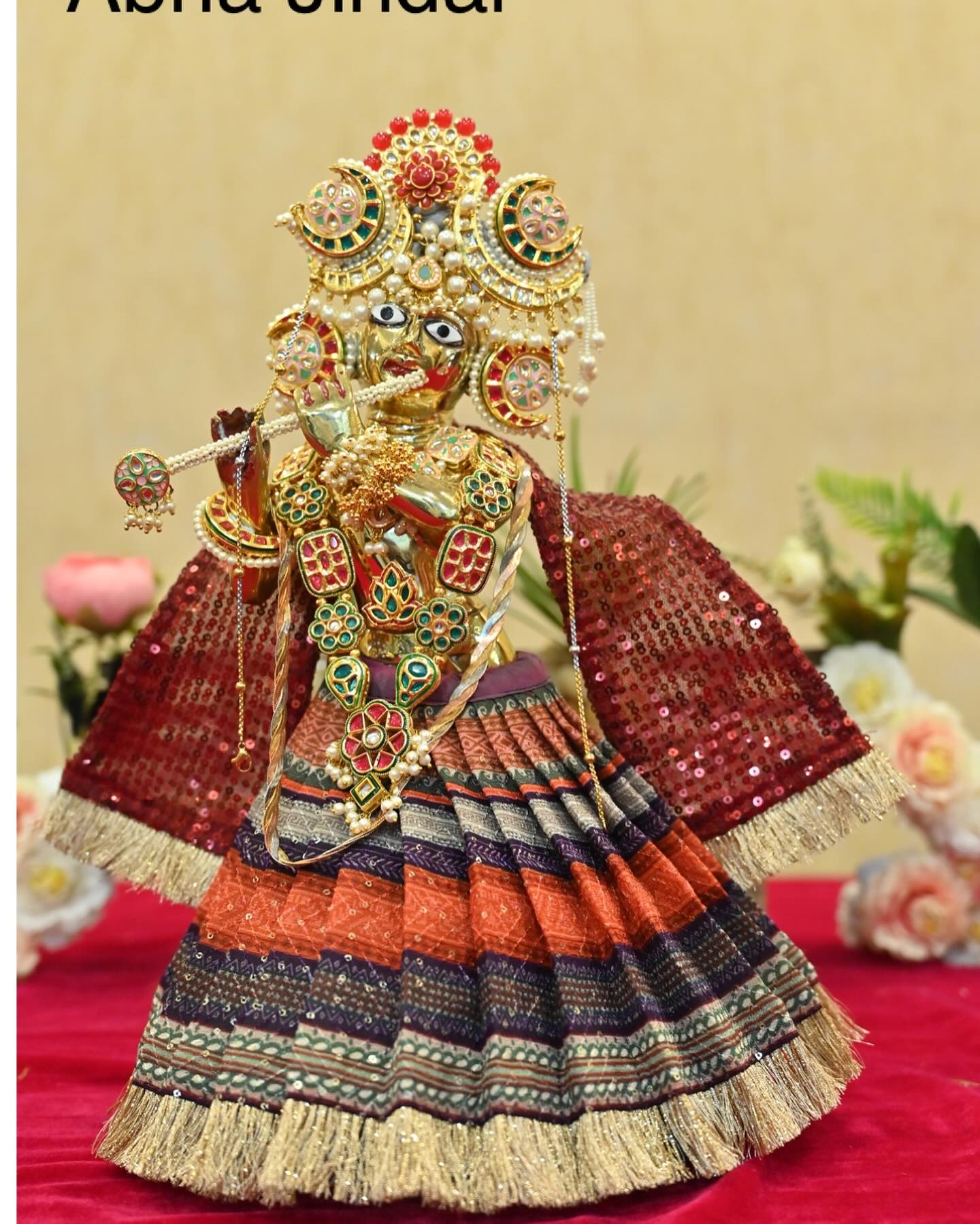 Deity Poshak and Shringar Carousel, a poshak & shringar piece, shown in a 6-image Instagram carousel. Image 4 of 6.
