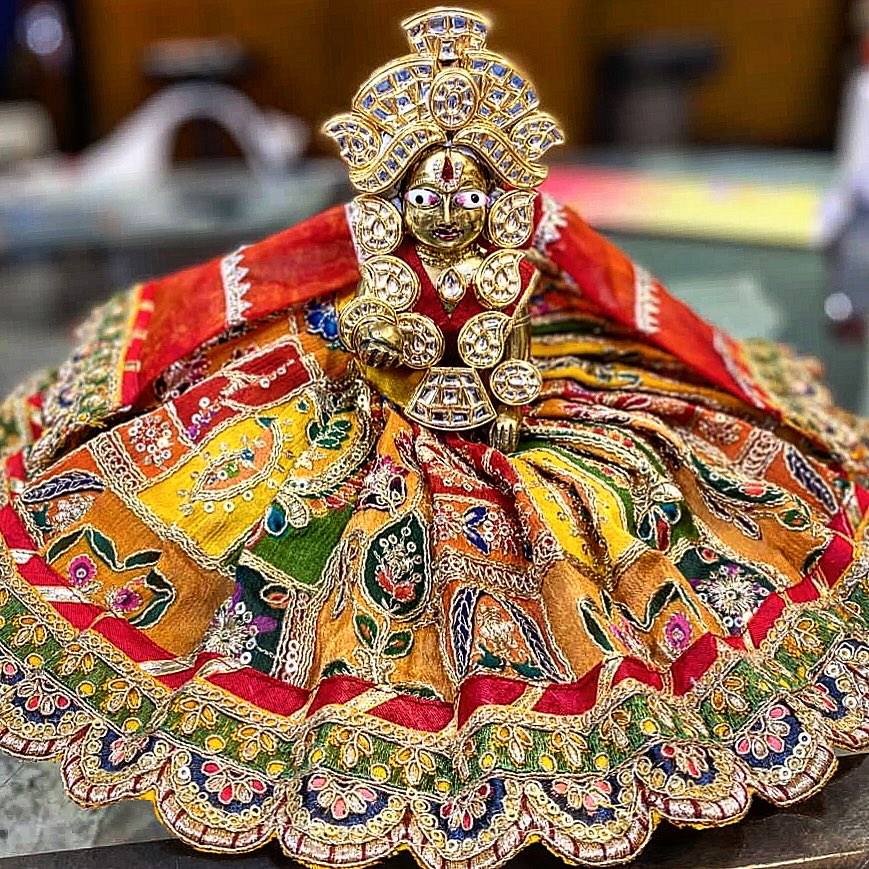 Festive Deity Poshak and Shringar, a poshak & shringar piece.