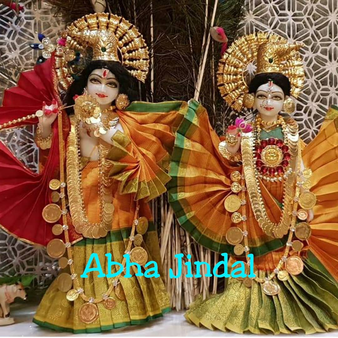 Radha Krishna Poshak and Shringar, a poshak & shringar piece.